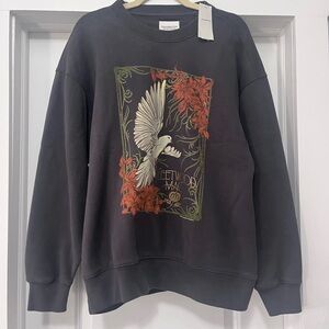 NWT Abercrombie & Fitch Graphic Crewneck